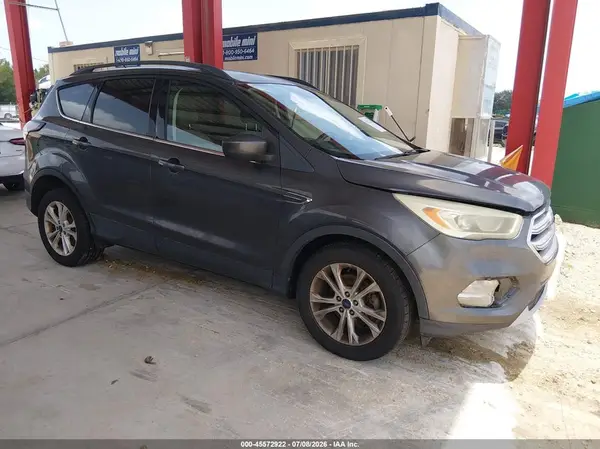 1FMCU0GD4HUC60539 2017 FORD ESCAPE - Image 1