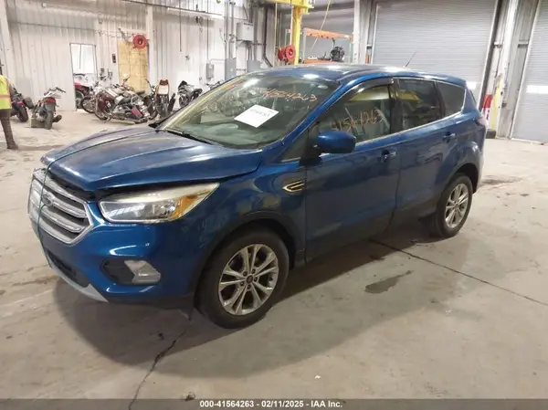 1FMCU0GD4HUC63733 2017 FORD ESCAPE - Image 2