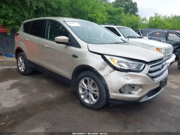 1FMCU0GD4HUC64297 2017 FORD ESCAPE - Image 1