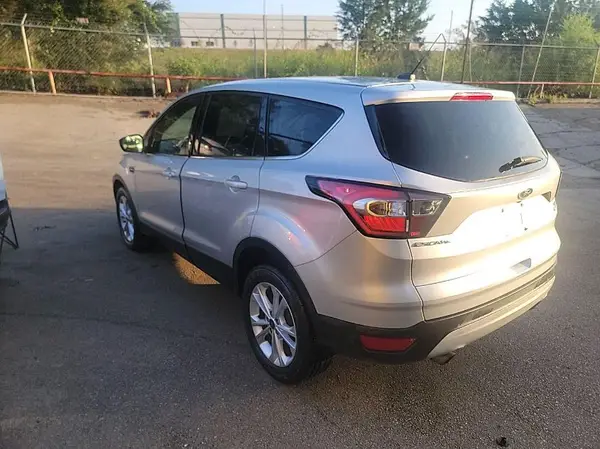 1FMCU0GD4HUC87353 2017 FORD ESCAPE - Image 8
