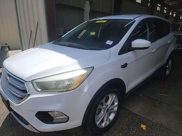 1FMCU0GD4HUC98854 2017 FORD ESCAPE - Image 2