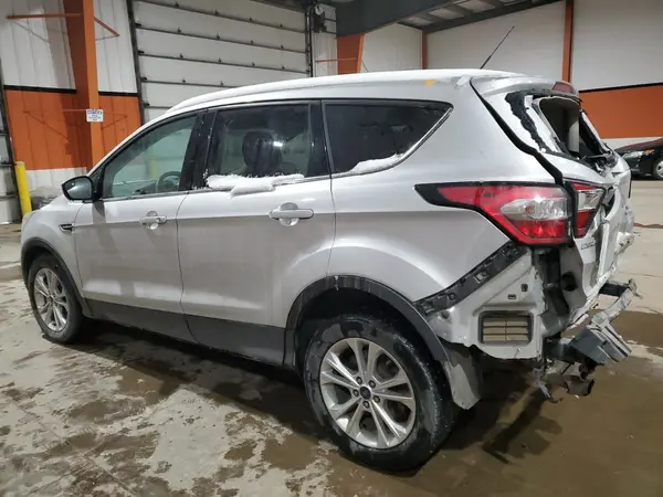 1FMCU0GD4HUD01042 2017 FORD ESCAPE - Image 2