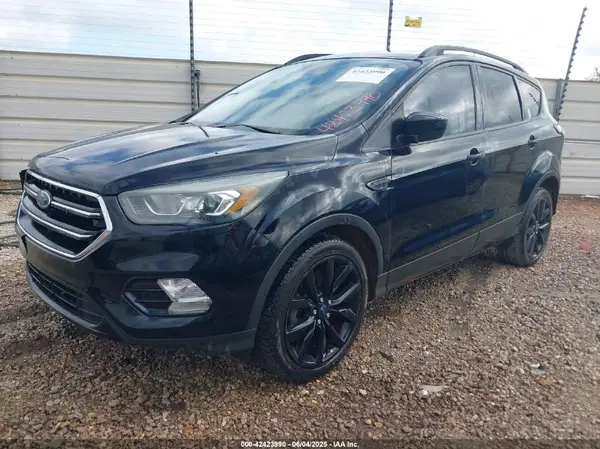 1FMCU0GD4HUD05026 2017 FORD ESCAPE - Image 2