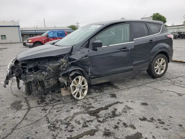 1FMCU0GD4HUD08900 2017 FORD ESCAPE - Image 1