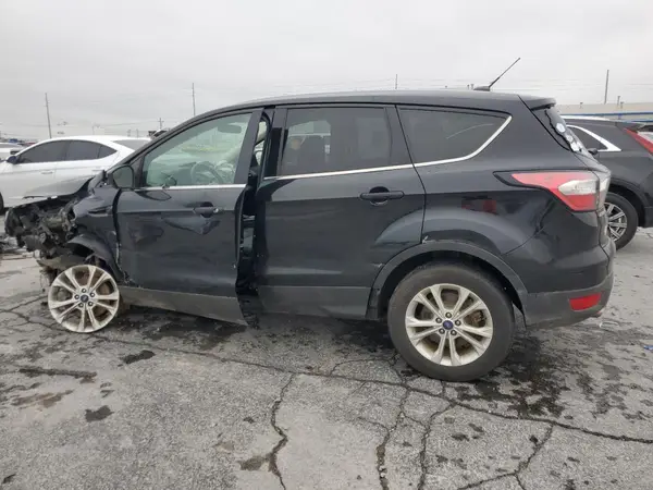 1FMCU0GD4HUD08900 2017 FORD ESCAPE - Image 2