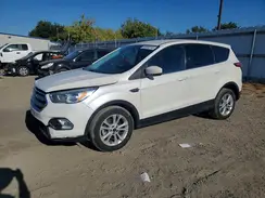 1FMCU0GD4HUD12123 2017 FORD ESCAPE