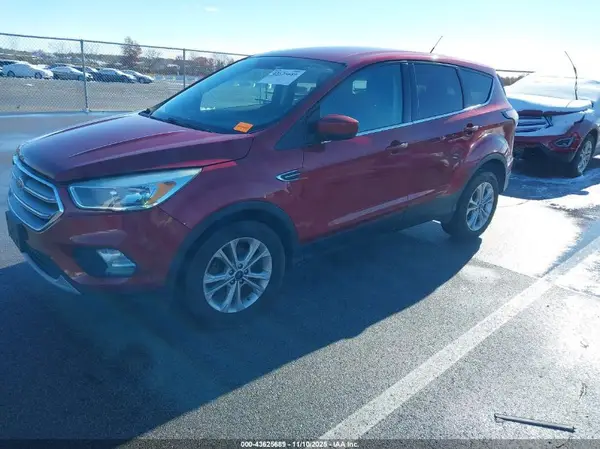 1FMCU0GD4HUD17760 2017 FORD ESCAPE - Image 2