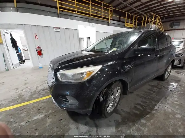 1FMCU0GD4HUD26863 2017 FORD ESCAPE - Image 2