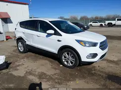 1FMCU0GD4HUD27494 2017 FORD ESCAPE