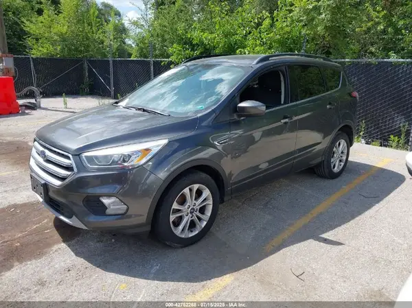 1FMCU0GD4HUD28399 2017 FORD ESCAPE - Image 2