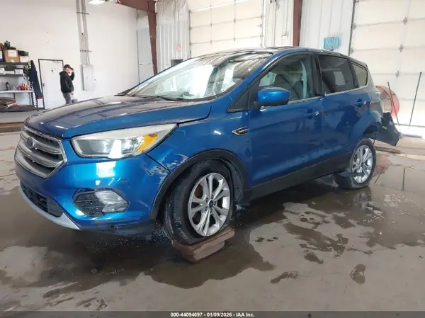 1FMCU0GD4HUD45137 2017 FORD ESCAPE - Image 2