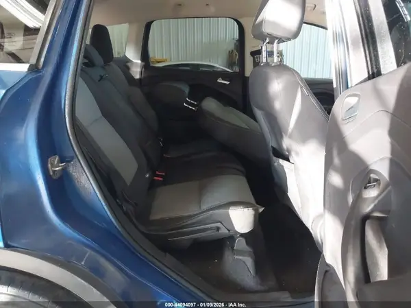 1FMCU0GD4HUD45137 2017 FORD ESCAPE - Image 8