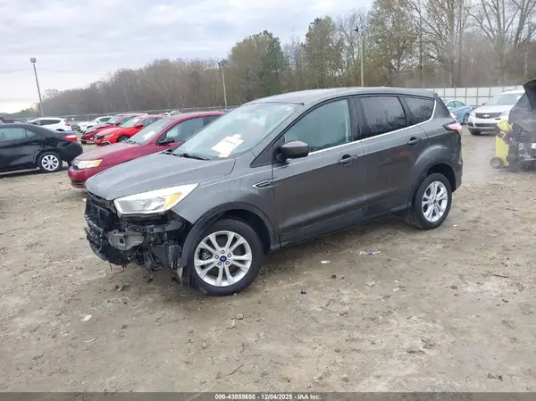 1FMCU0GD4HUD49186 2017 FORD ESCAPE - Image 2