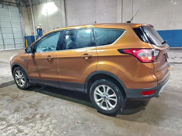 1FMCU0GD4HUD52024 2017 FORD ESCAPE - Image 2