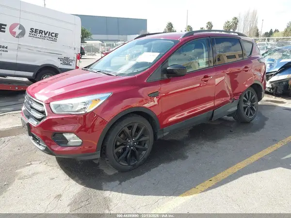 1FMCU0GD4HUD59538 2017 FORD ESCAPE - Image 2
