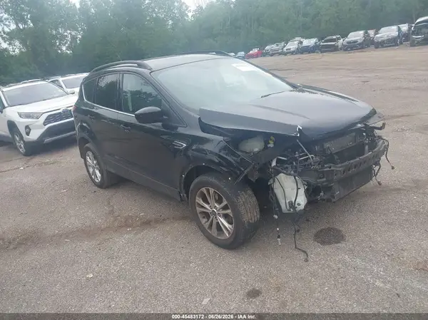 1FMCU0GD4HUD92944 2017 FORD ESCAPE - Image 1