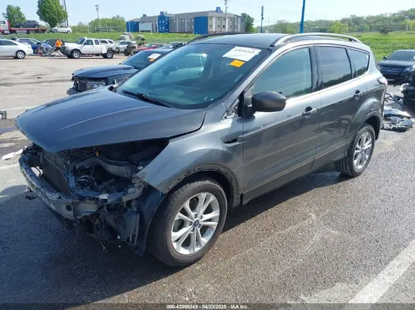 1FMCU0GD4HUD94743 2017 FORD ESCAPE - Image 2
