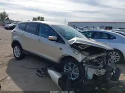 1FMCU0GD4HUE05076 2017 FORD ESCAPE