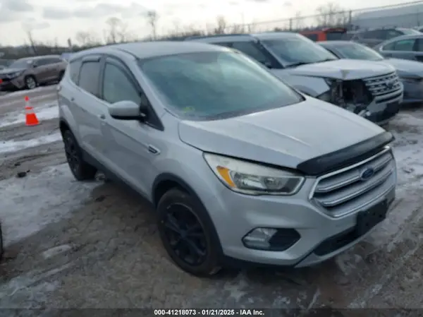 1FMCU0GD4HUE21956 2017 FORD ESCAPE - Image 1