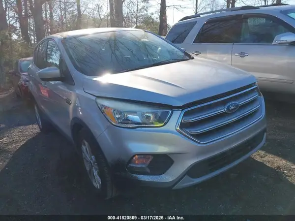 1FMCU0GD4HUE38563 2017 FORD ESCAPE - Image 1