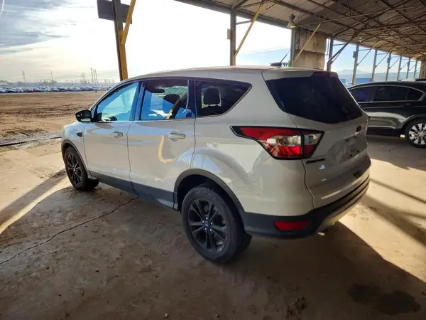 1FMCU0GD4HUE39910 2017 FORD ESCAPE - Image 2