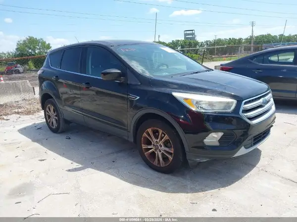 1FMCU0GD4HUE86273 2017 FORD ESCAPE - Image 1