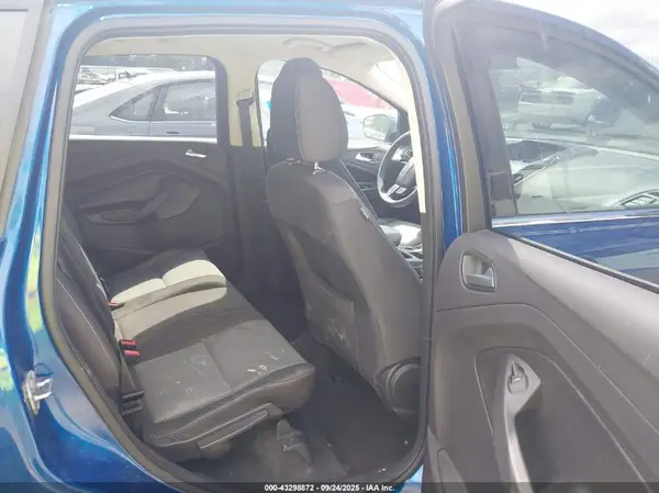 1FMCU0GD4HUE94955 2017 FORD ESCAPE - Image 8