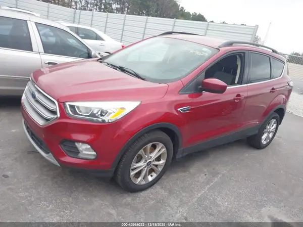 1FMCU0GD4HUF05744 2017 FORD ESCAPE - Image 2