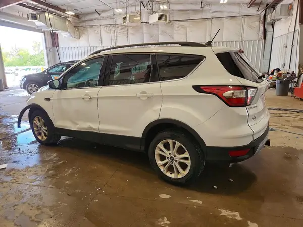 1FMCU0GD4JUA04651 2018 FORD ESCAPE - Image 2