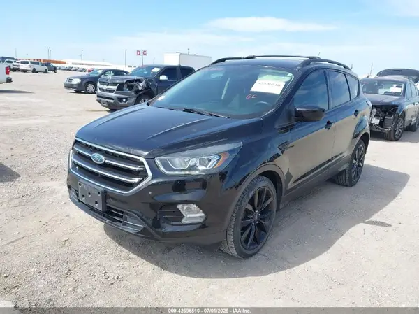 1FMCU0GD4JUA22552 2018 FORD ESCAPE - Image 2