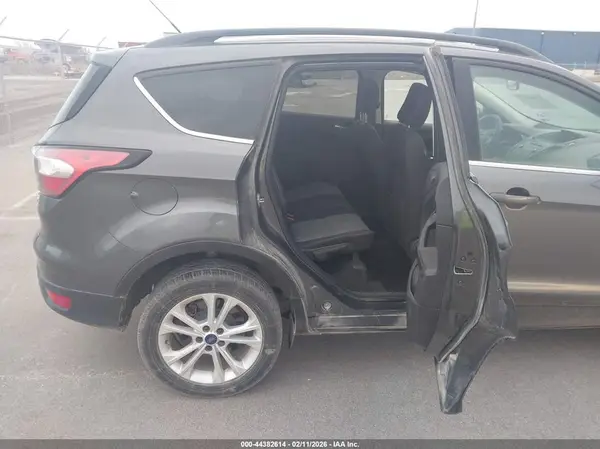 1FMCU0GD4JUA43742 2018 FORD ESCAPE - Image 8