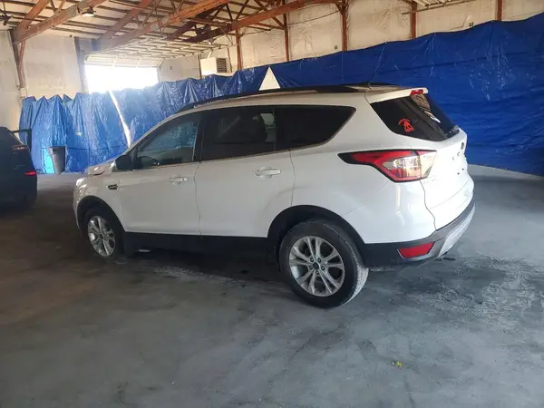 1FMCU0GD4JUA48021 2018 FORD ESCAPE - Image 2