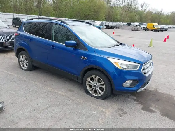 1FMCU0GD4JUA49962 2018 FORD ESCAPE - Image 1