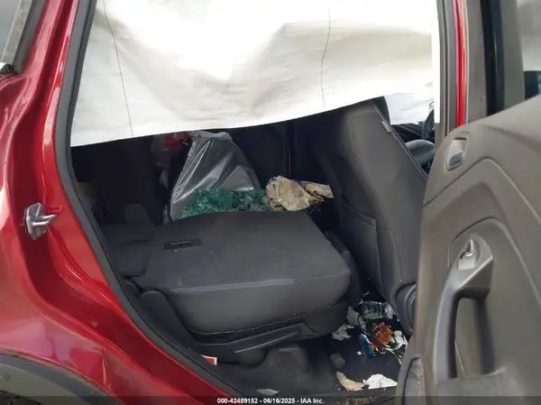 1FMCU0GD4JUA54658 2018 FORD ESCAPE - Image 8