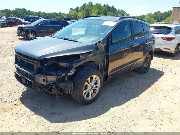 1FMCU0GD4JUA58659 2018 FORD ESCAPE - Image 2