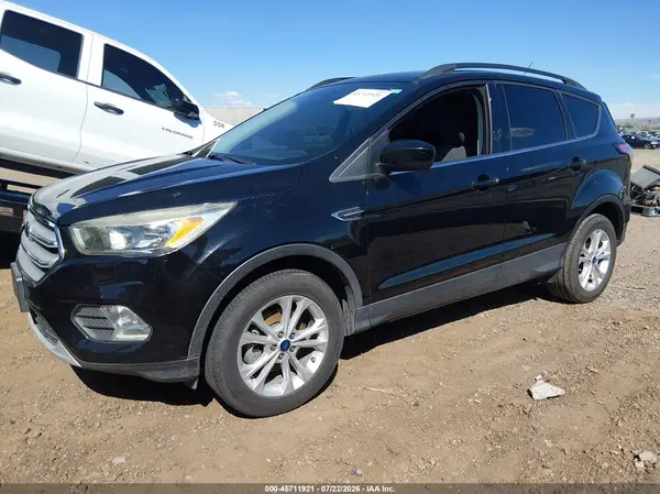 1FMCU0GD4JUA64722 2018 FORD ESCAPE - Image 2