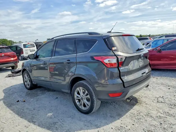 1FMCU0GD4JUA65689 2018 FORD ESCAPE - Image 2