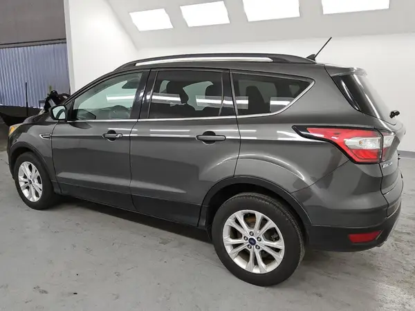1FMCU0GD4JUA74571 2018 FORD ESCAPE - Image 2