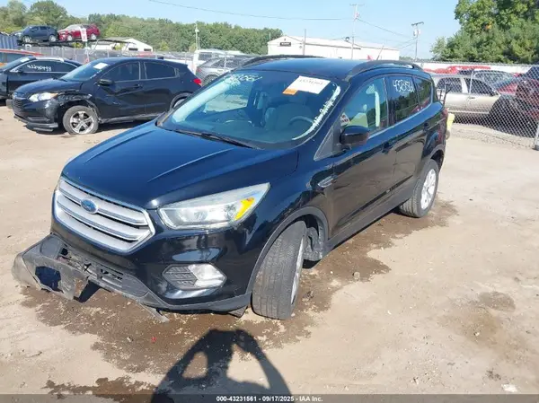 1FMCU0GD4JUA75199 2018 FORD ESCAPE - Image 2