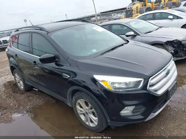 1FMCU0GD4JUA84534 2018 FORD ESCAPE - Image 1