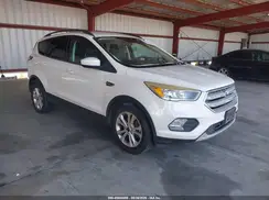 1FMCU0GD4JUA92214 2018 FORD ESCAPE