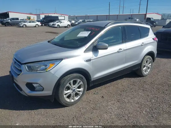 1FMCU0GD4JUA96876 2018 FORD ESCAPE - Image 2