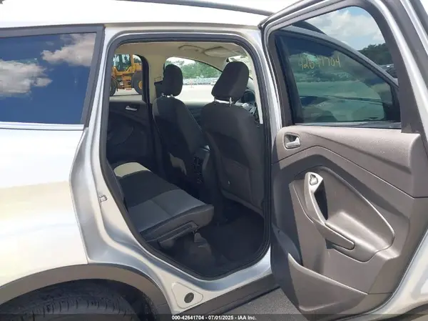 1FMCU0GD4JUB07102 2018 FORD ESCAPE - Image 8
