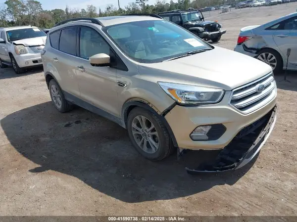 1FMCU0GD4JUB15491 2018 FORD ESCAPE - Image 1