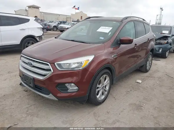 1FMCU0GD4JUB28757 2018 FORD ESCAPE - Image 2
