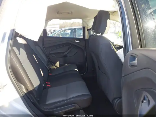 1FMCU0GD4JUB35126 2018 FORD ESCAPE - Image 8