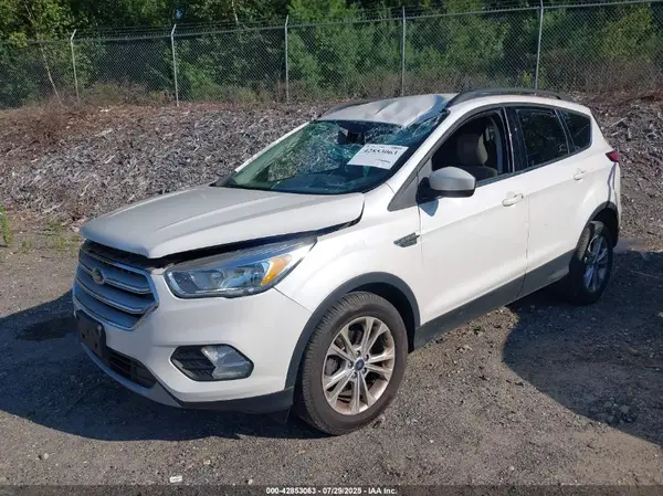 1FMCU0GD4JUB35529 2018 FORD ESCAPE - Image 2