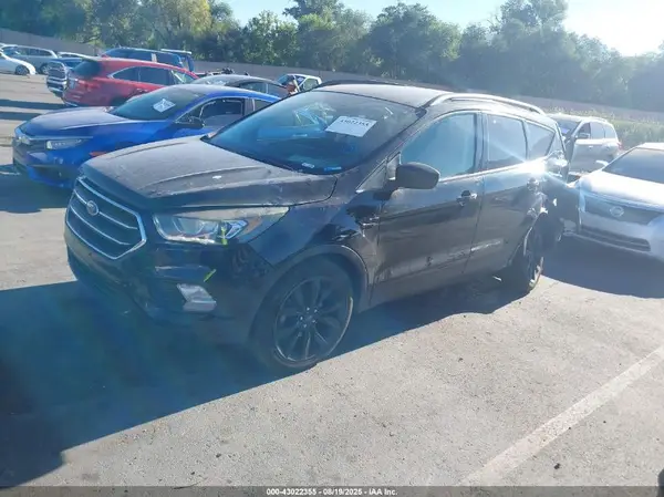1FMCU0GD4JUB48121 2018 FORD ESCAPE - Image 2