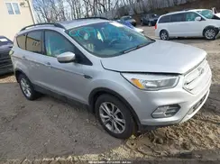 1FMCU0GD4JUB74928 2018 FORD ESCAPE
