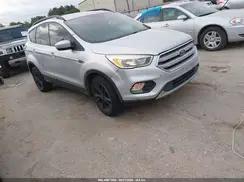 1FMCU0GD4JUB75111 2018 FORD ESCAPE